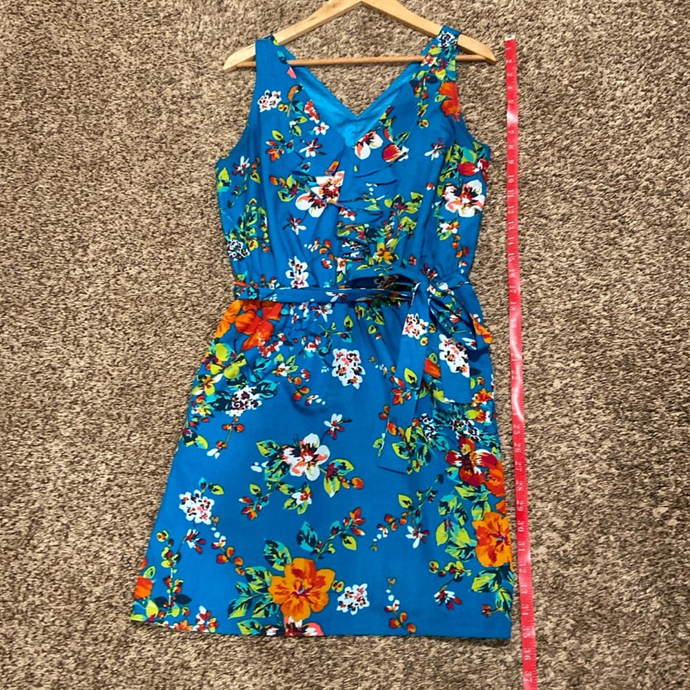 Express size M blue and red floral belted mini dress